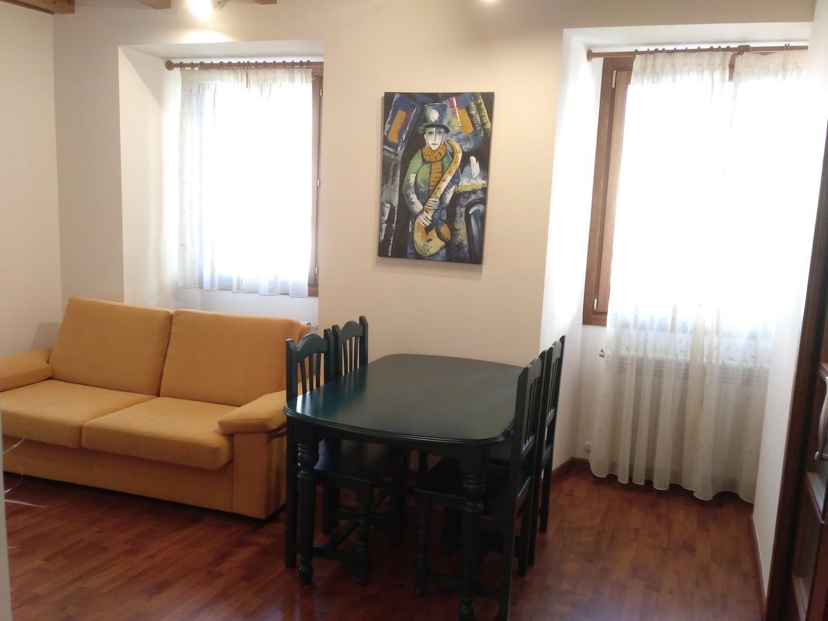 Apartamentos Turisticos Javier Lugo Bagian luar foto